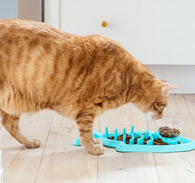 Load image into Gallery viewer, Outward Hound Cat Hunt &#39;n Snack Mat